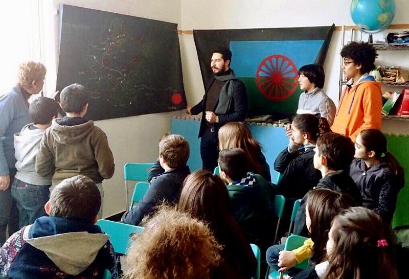 L’Associació Intercultural Nakeramos i l’Institut de Valldemossa de Barcelona prenen mesures per combatre el racisme