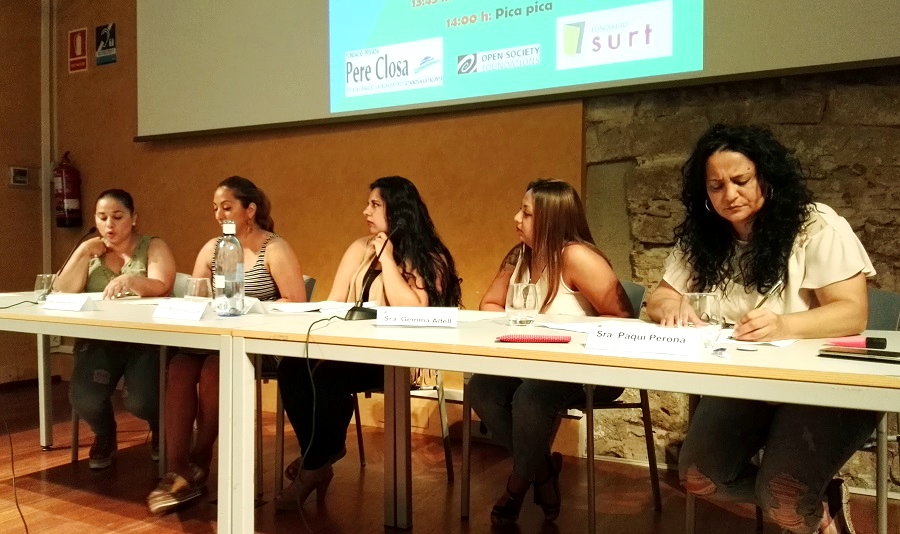 Las mujeres gitanas se reúnen para afrontar las barreras del sistema del patriarcado