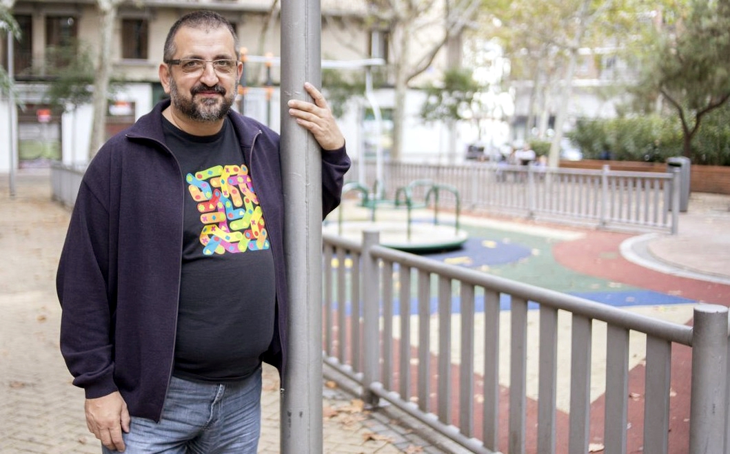 Els mitjans són antigitanos perquè la societat ho és i això els fa tenir més lectors, espectadors i  oients. Entrevista a Iñaki Vázquez Arencón