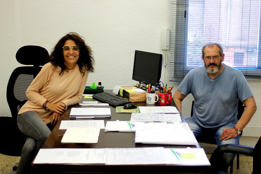 20 años apoyando a estudiantes gitanos. Entrevista a Mercedes Porras y Domingo Jiménez