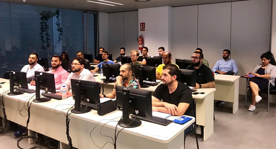 Más de 150 personas gitanas participan en alguna de las formaciones de familiares del Plan Integral del Pueblo Gitano