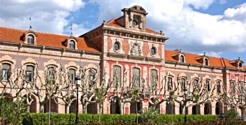 Cataluña impulsa una ley pionera contra el antigitanismo