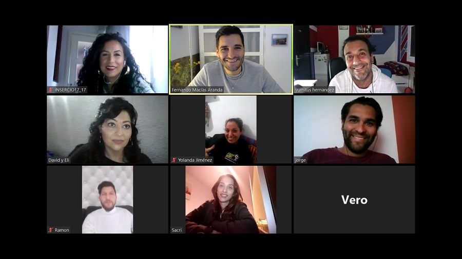 Los estudiantes del Grupo de Acceso a la Universidad se preparan para las pruebas de selectividad desde el confinamiento en casa