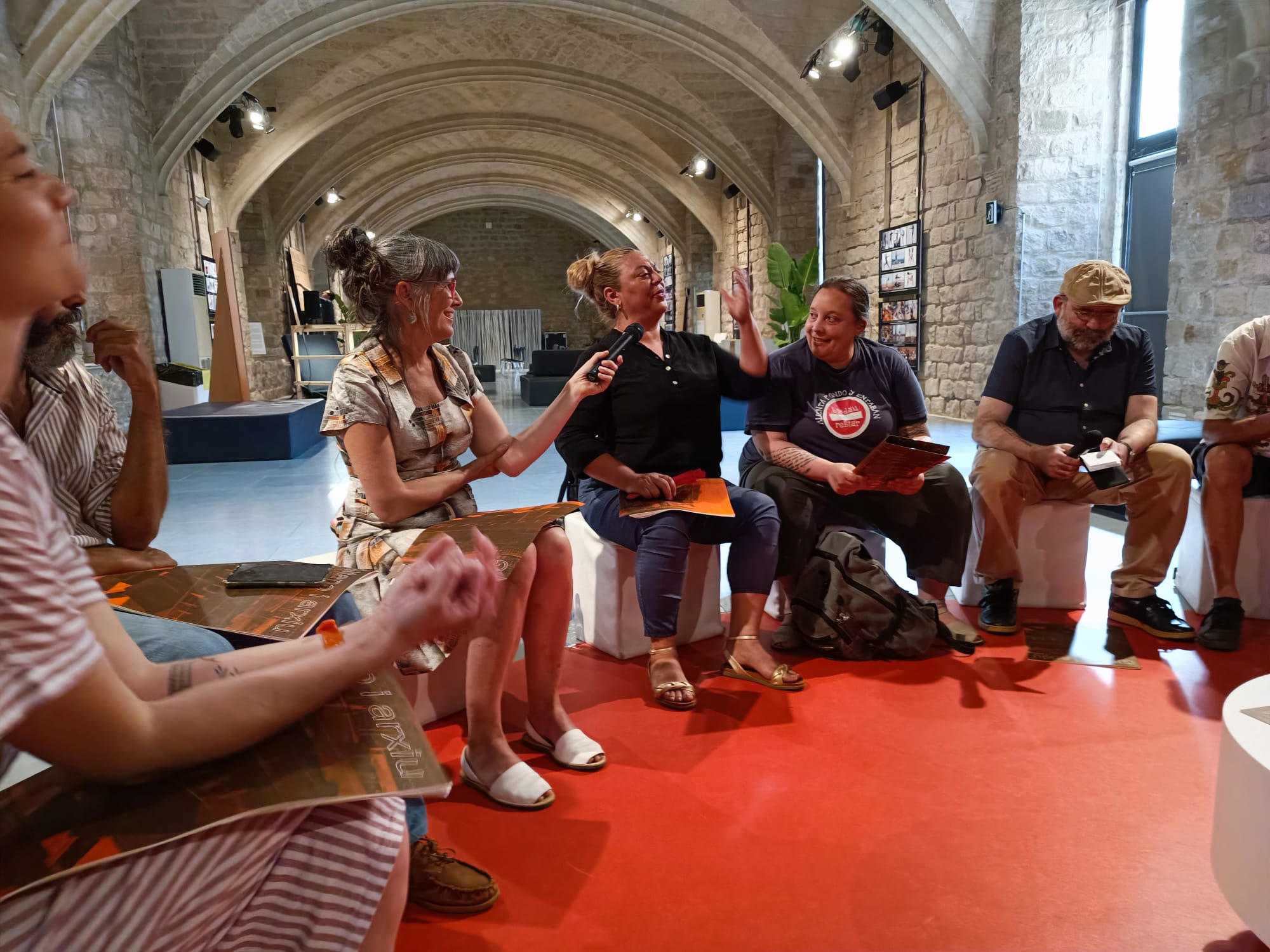 El MACBA acoge la presentación del proyecto de un archivo gitano