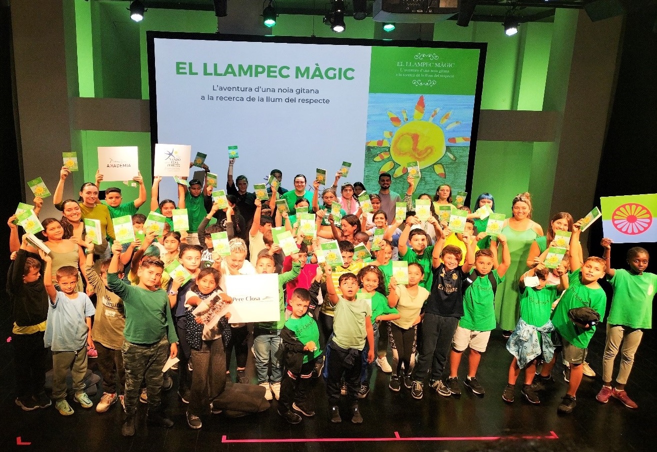 La Fundación Privada Pere Closa presenta un libro escrito por niños y niñas gitanas