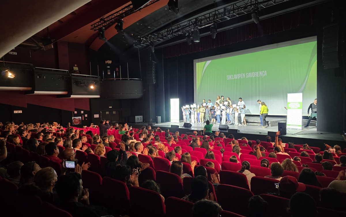 La Fundación Privada Pere Closa celebra el éxito educativo de niños, niñas y jóvenes gitanos con una gala de premios