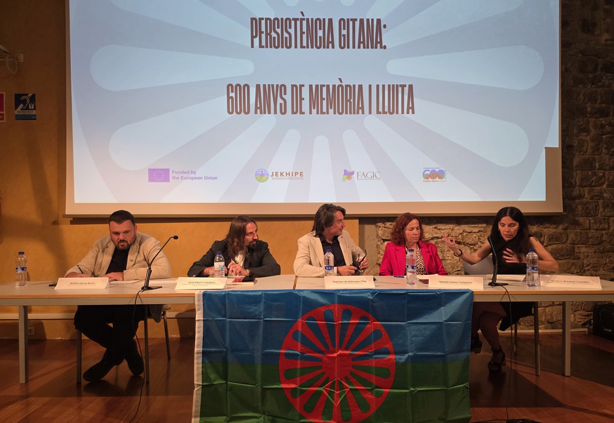 La Federación de Asociaciones Gitanas de Cataluña conmemora los 600 años con una jornada para reflexionar sobre la memoria del Pueblo Gitano