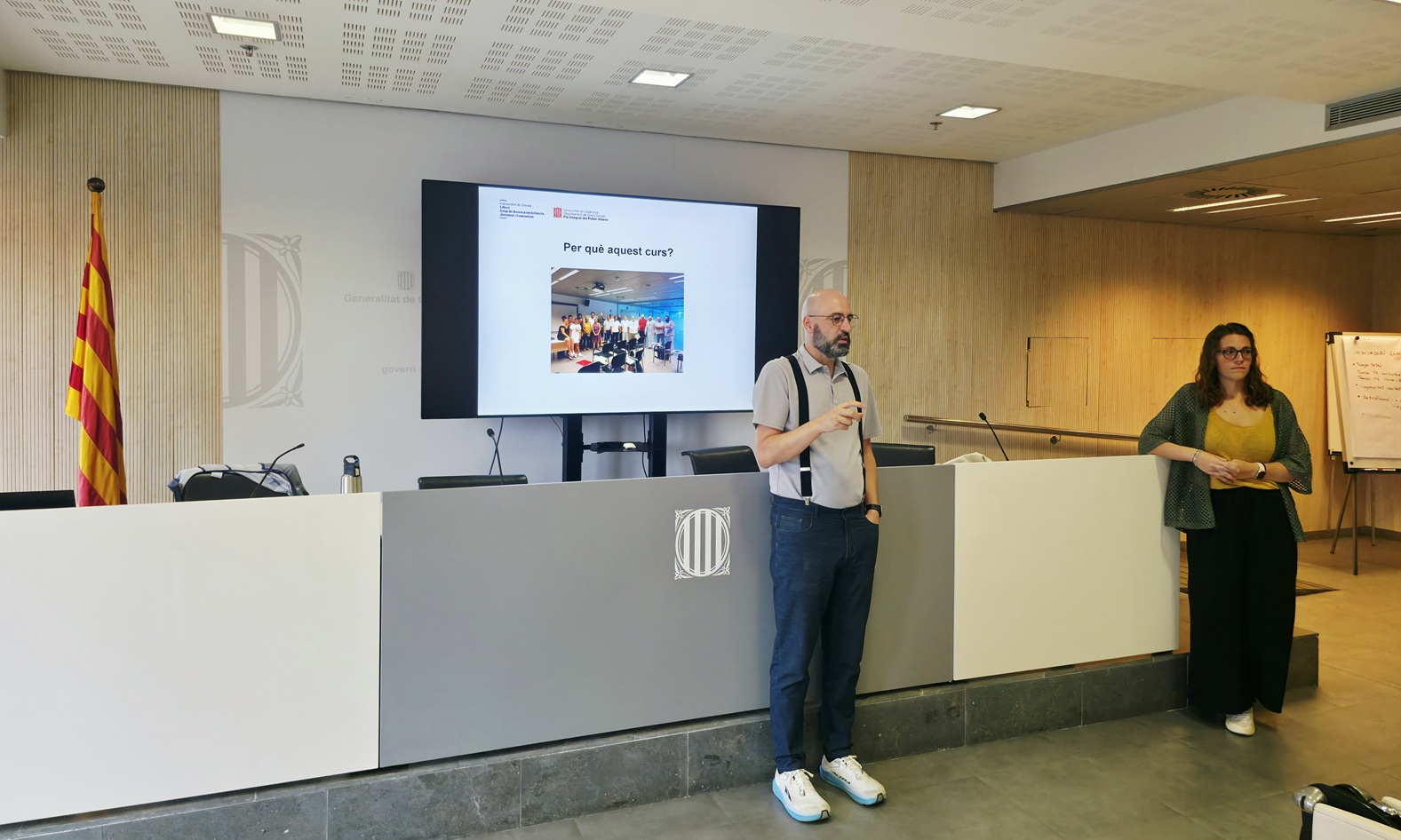 El Plan Integral del Pueblo Gitano de Cataluña inaugura el Curso de especialización en gestión alternativa de conflictos y mediación comunitaria y familiar